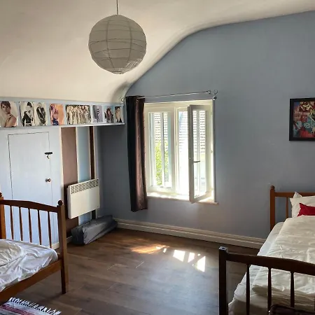 La Trinite דירה *