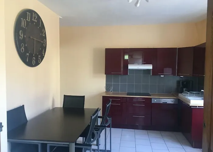 La Trinite Apartment *